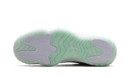Air Jordan 11 Low WMNS "Igloo" AH7860 103