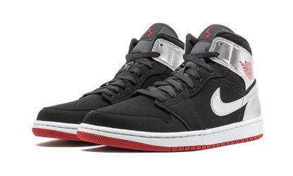 Air Jordan 1 Mid "Johnny Kilroy" 554724 057