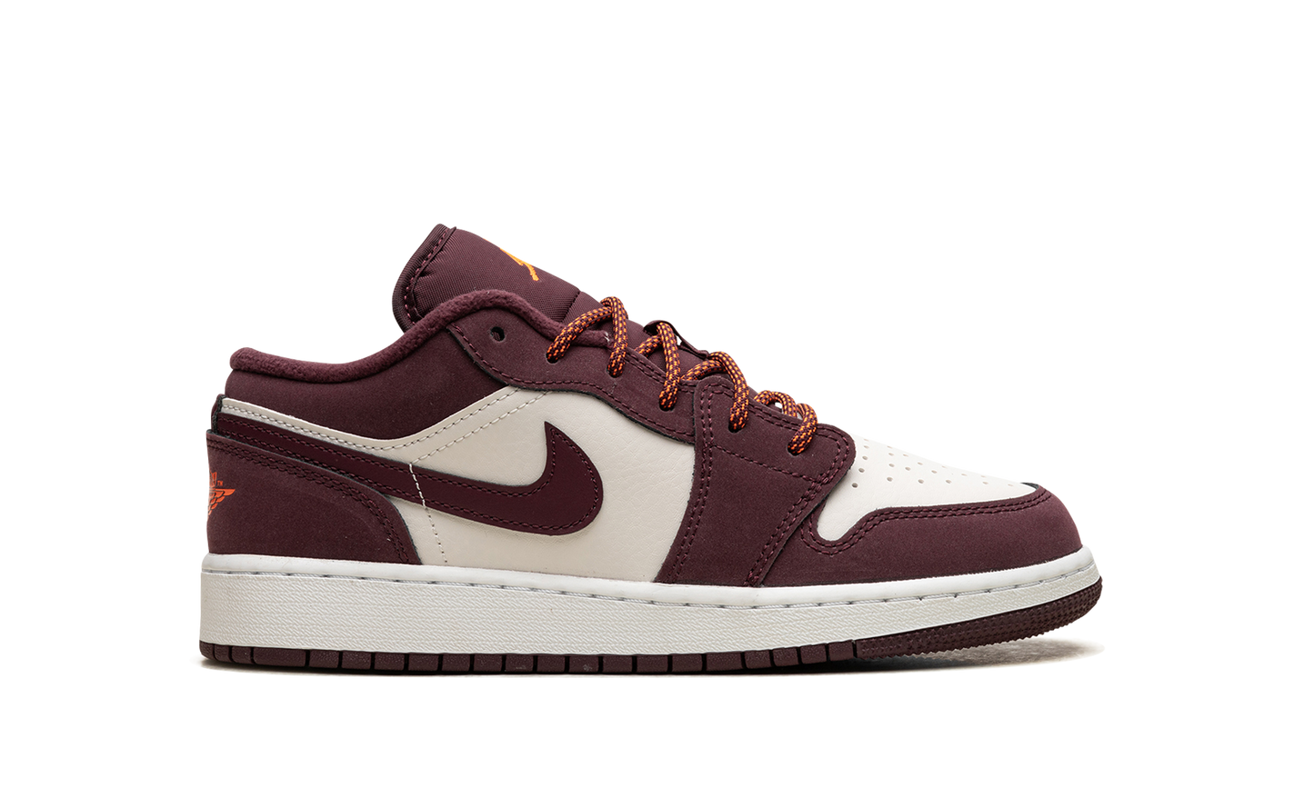 Air Jordan 1 GS "Night Maroon" 553560 068