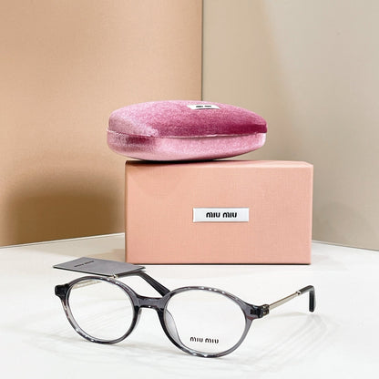MiuMiu Sunglasses-SMU B62