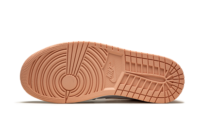 Air Jordan 1 Mid "Crimson Tint" 554724 133