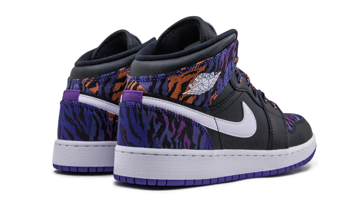 Air Jordan 1 Mid SE GS "Tiger Stripe" AV5174 005