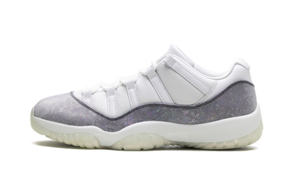 Air Jordan 11 Low "Year of the Snake" HQ7000 001