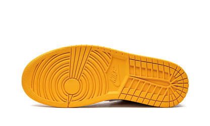 Air Jordan 1 Low "Taxi" 553558 701